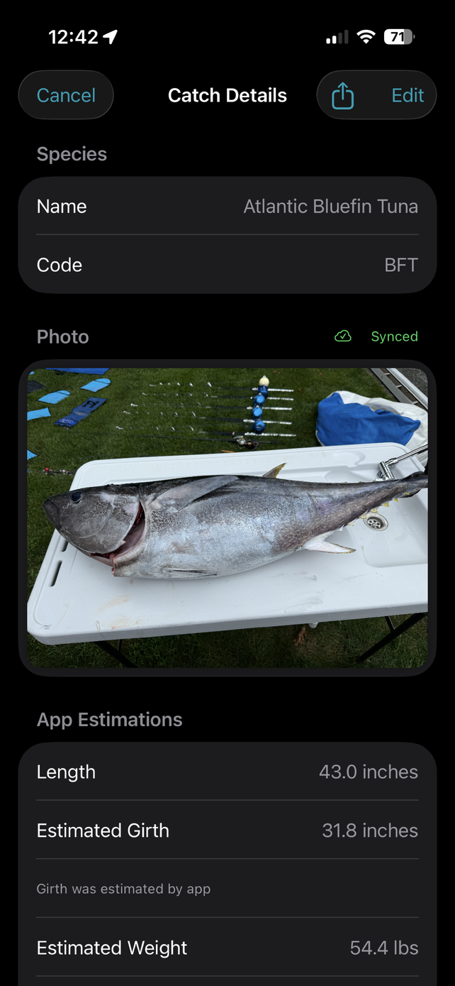 A catch detail screen for an Atlantic Bluefin Tuna with a photo of the fish on a table, a 43-inch length, an estimated girth and an estimated weight of 54.4 lbs